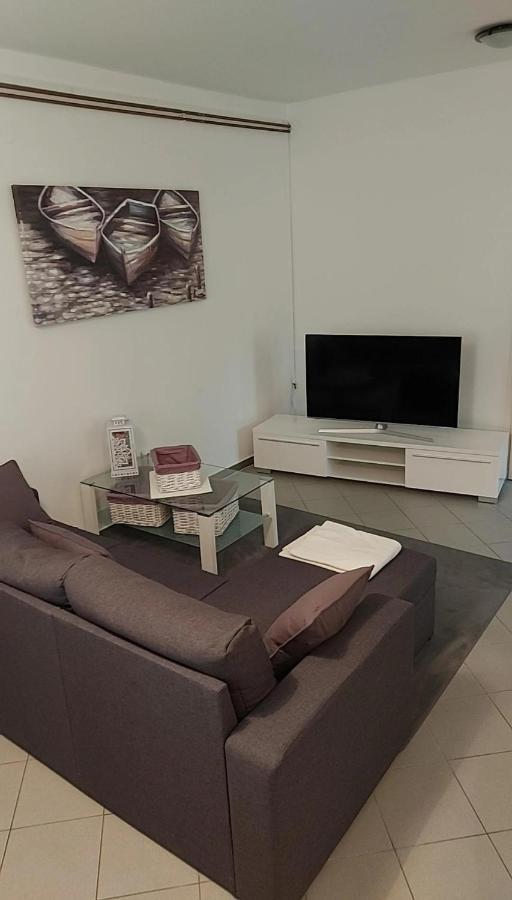 Apartmani Katarina Mundanije Exterior foto