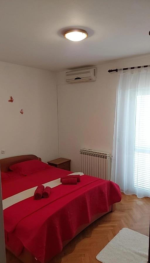 Apartmani Katarina Mundanije Exterior foto